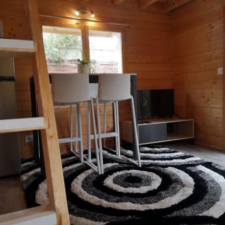 Le Petit Chalet De Nimes Shantay Youstay المظهر الخارجي الصورة