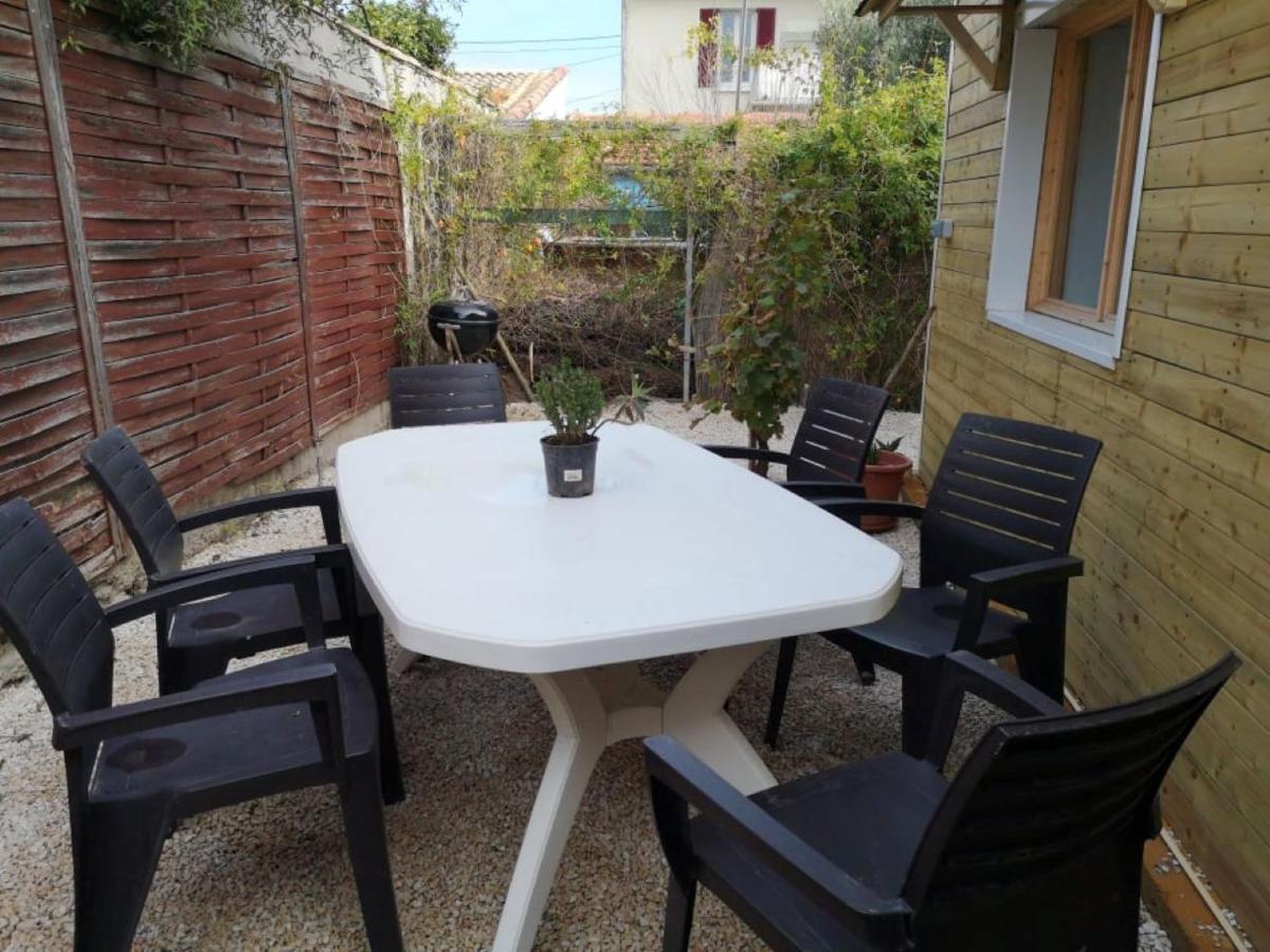 Le Petit Chalet De Nimes Shantay Youstay المظهر الخارجي الصورة